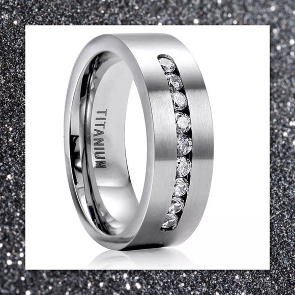 JUST IN🆕 8mm 316L Titanium Stainless Steel Ring - Picture 2 of 5